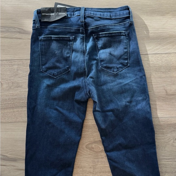 NWT Just Black Bestfriend’s Skinny Jeans Dark Denim Size 29 - Picture 10 of 12